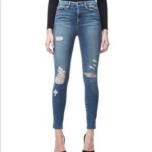 Good American good waist skinny jeans.